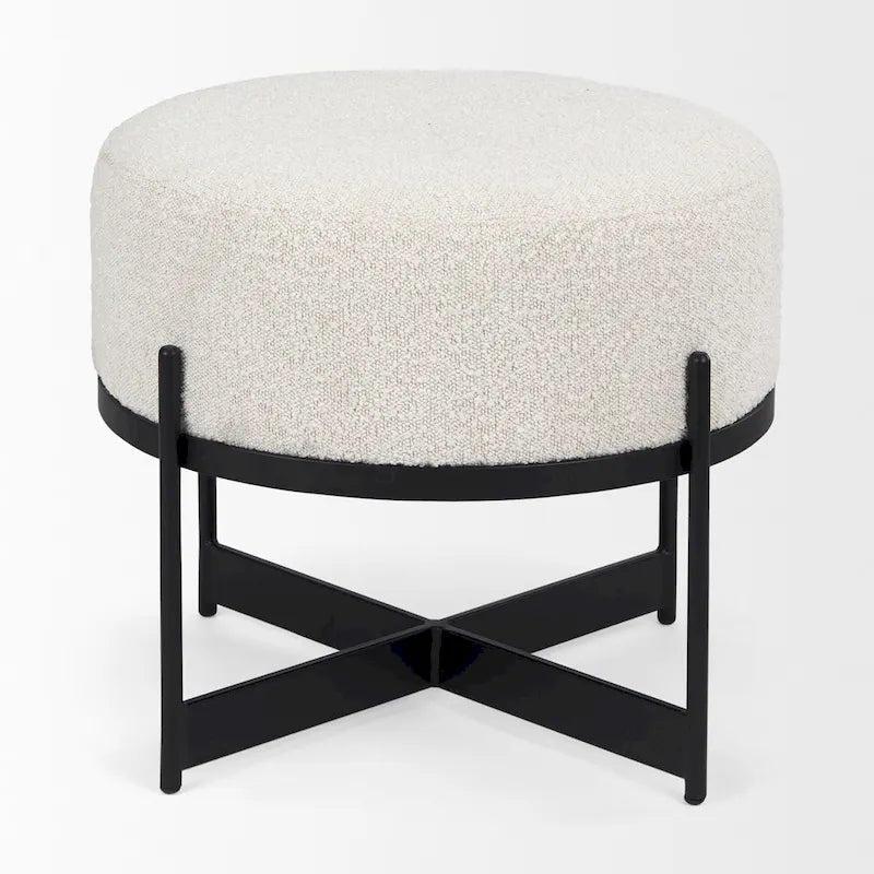 Pouf rotondo Amelia in tessuto bouclé crema con struttura in metallo nero