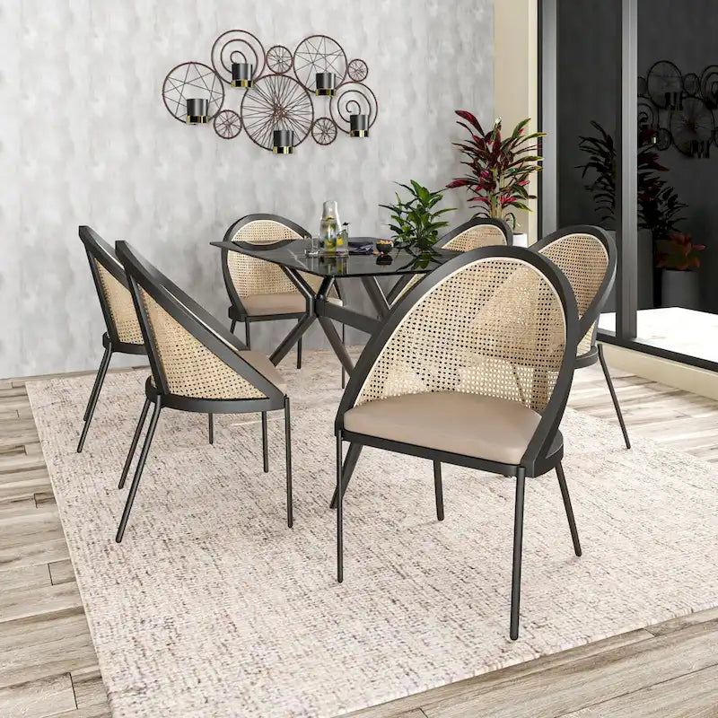 Sedia da pranzo elegante moderna con sedile in pelle e schienale in vimini per sala da pranzo e cucina